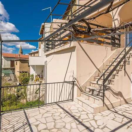 2 Bedroom Cozy In * Dobrinj